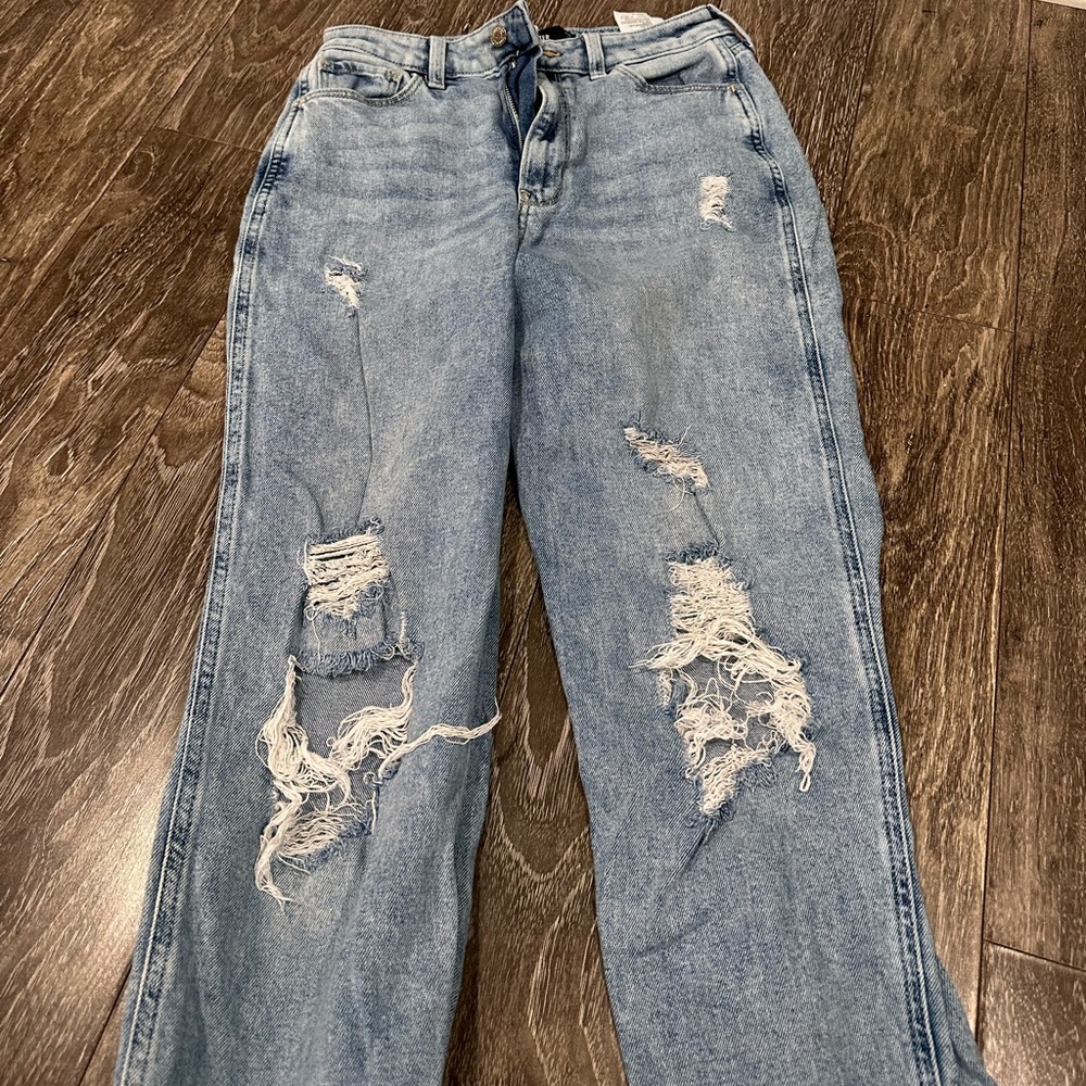 Hollister ultra high rise mom jeans